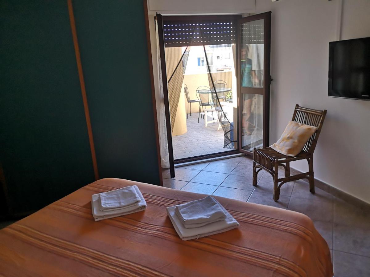 B&B La Terrazza Alghero Bagian luar foto